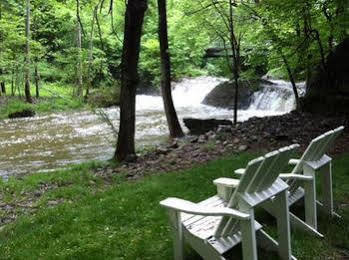 Inn Cs Coach House 3*