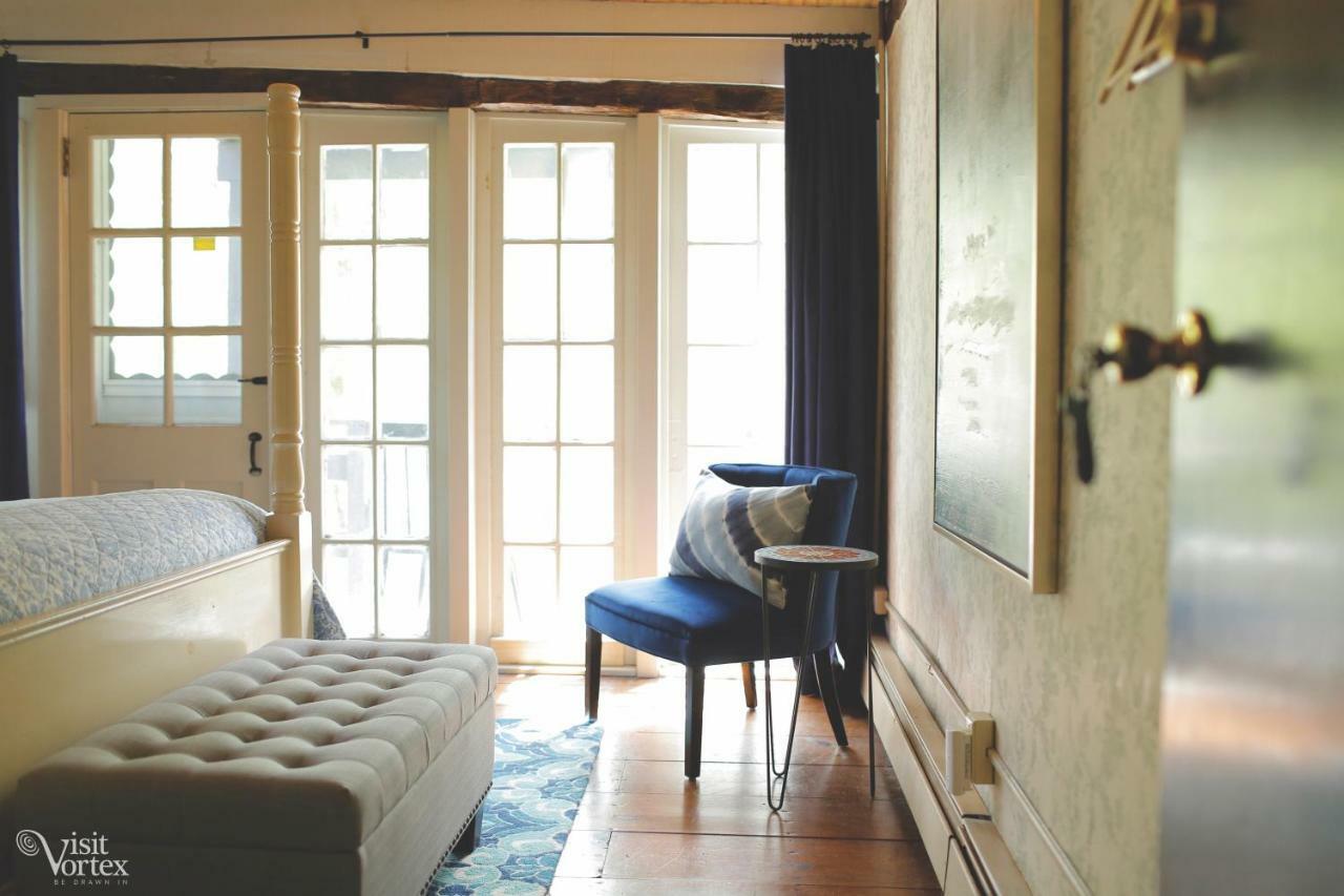 Cs Coach House Inn 3*